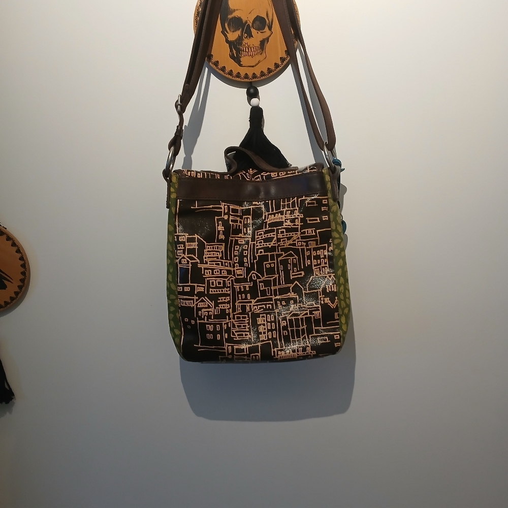 Fossil Key-Per City Scene Crossbody Or Shoulder Messenger Bag - Picture 5 of 14